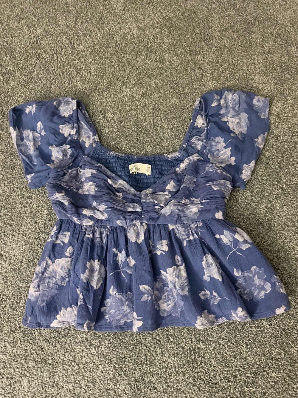 Hollister Blue Floral Peplum Puff-Sleeve Top
